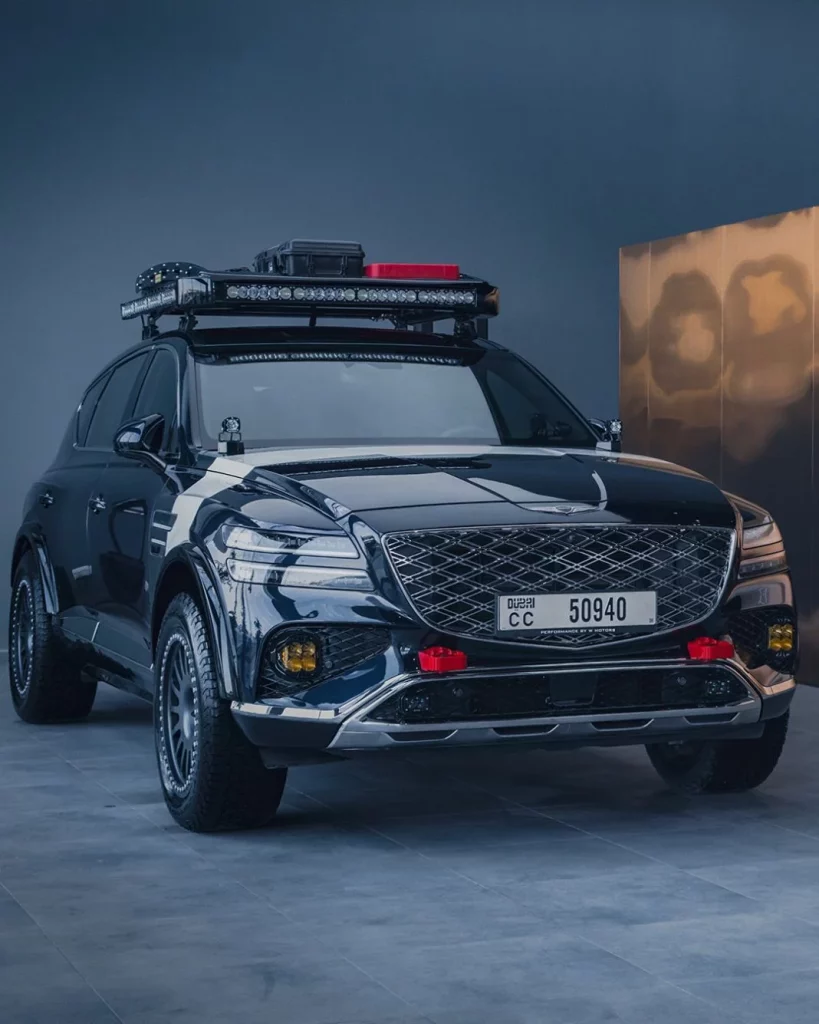 Genesis GV80 Desert Edition, el coche para el Dakar por el 80 cumpleaños de Jacky Ickx 2 Motor16 471293295 944756407175671 3874869884641988676 n Motor16