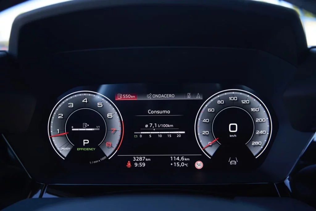 Prueba del Audi A3 Sedan 35 TFSI S tronic: Un clásico moderno 23 Motor16 Audi A3 Sedan 35 TFSI S tronic Black Line 7 Motor16
