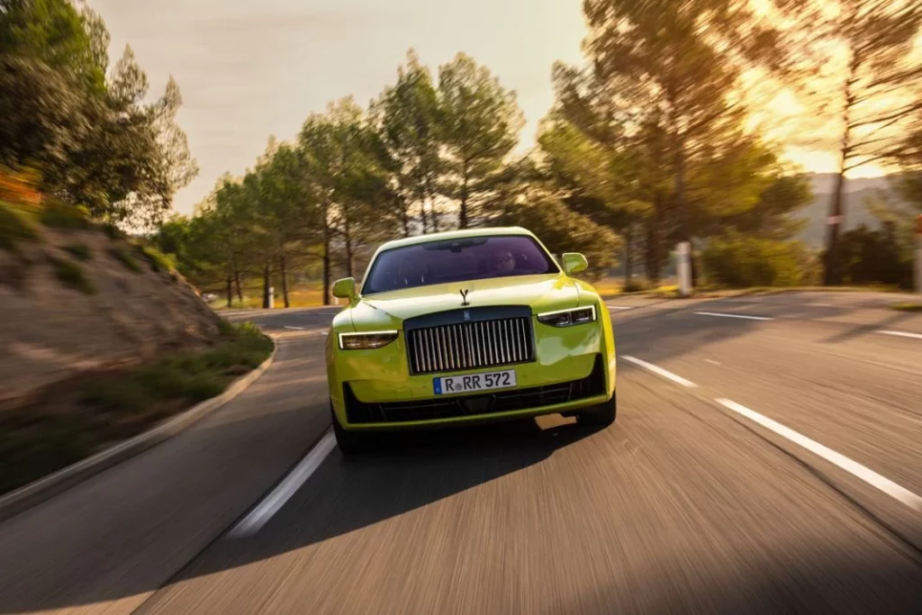 Bespoke, la división más exclusiva de Rolls-Royce, la 'niña bonita' de la marca 58 Motor16 BESPOKE ROLLS ROYCE 48 Motor16