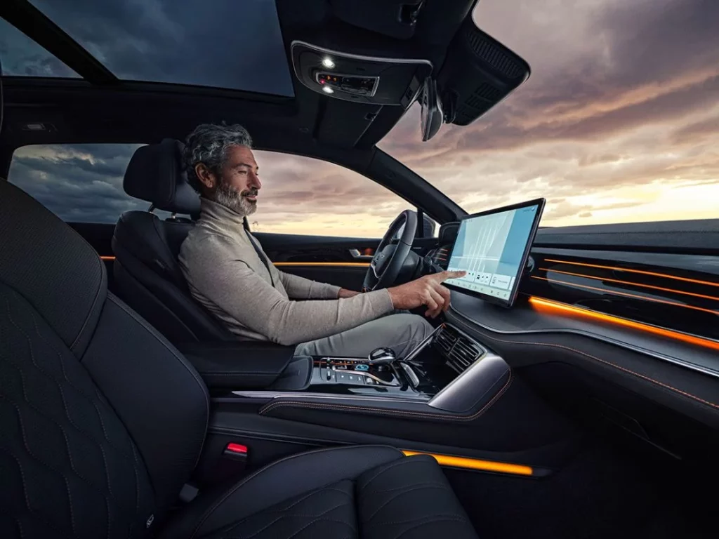 BYD Tang 2025: El rediseñado SUV ya está en España 23 Motor16 BYD Tang 2025 16 Motor16