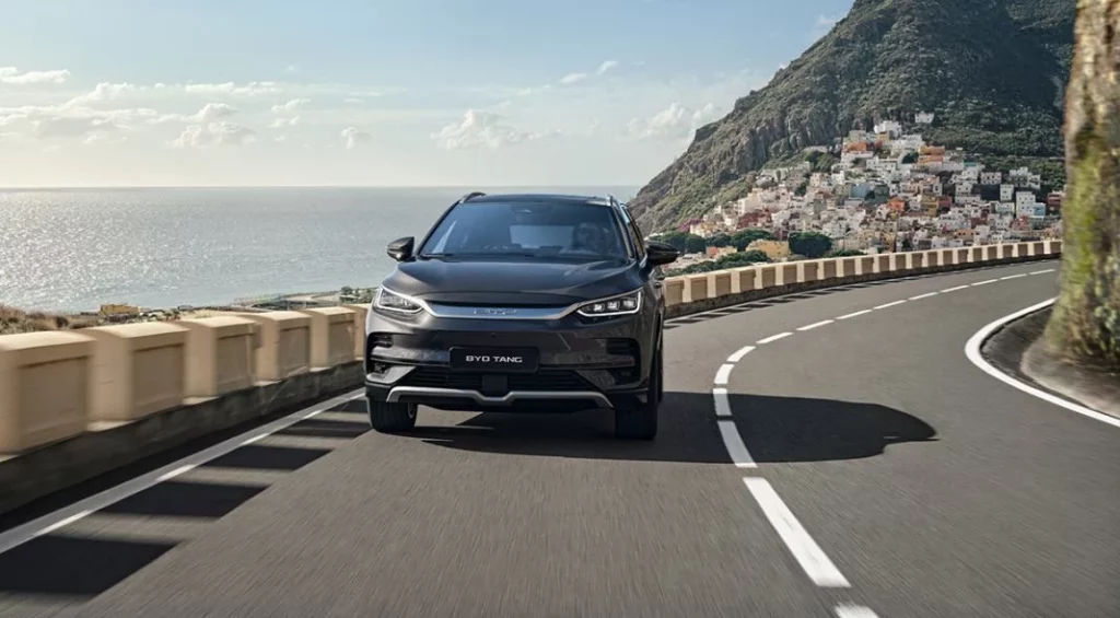 BYD Tang 2025: El rediseñado SUV ya está en España 6 Motor16 BYD Tang 2025 2 Motor16