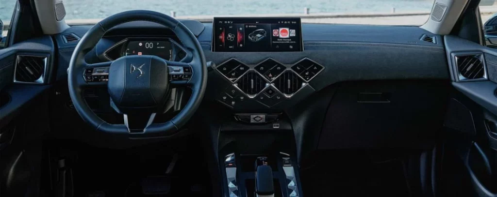 Édition France, la nueva y exclusiva familia DS para empezar 2025 6 Motor16 DS 3 EDIITION FRANCE 5 Motor16