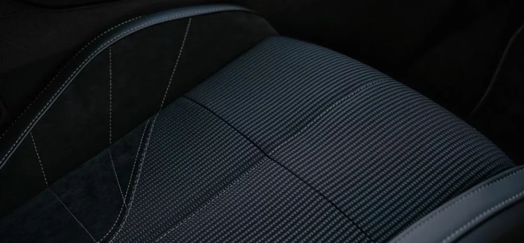 Édition France, la nueva y exclusiva familia DS para empezar 2025 16 Motor16 DS 4 EDITION FRANCE 7 Motor16