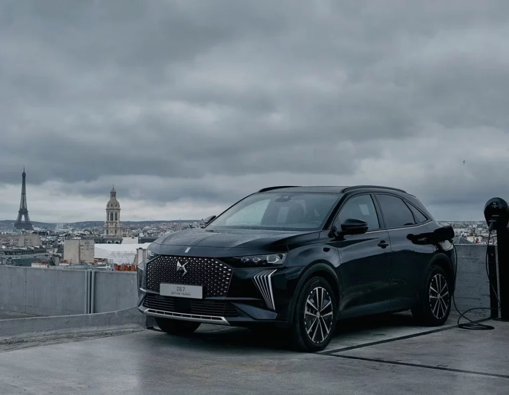 Édition France, la nueva y exclusiva familia DS para empezar 2025 24 Motor16 DS 7 EDITION FRANCE 6 Motor16
