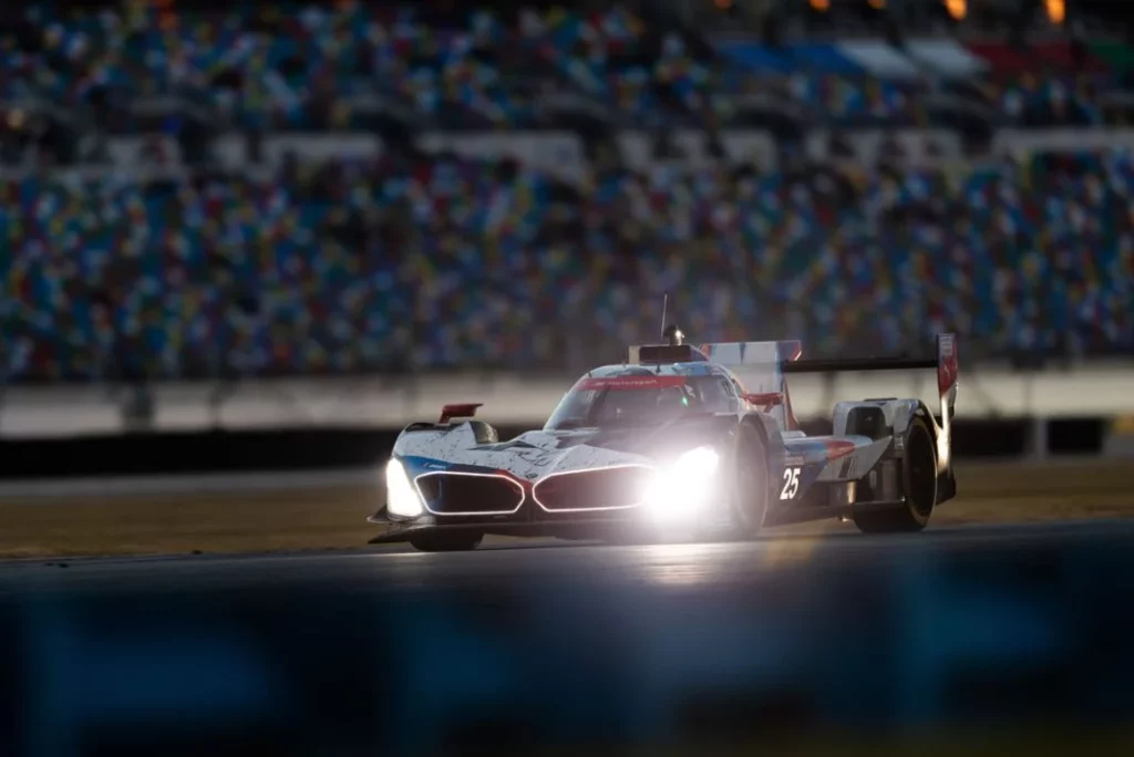 Las 24 Horas de Daytona: genuinamente americanas, aunque ya no tanto 2 Motor16 EuropaPress 6478346 25 wittmann marco deu van der linde sheldon zaf frijns robin nld rast rene Motor16