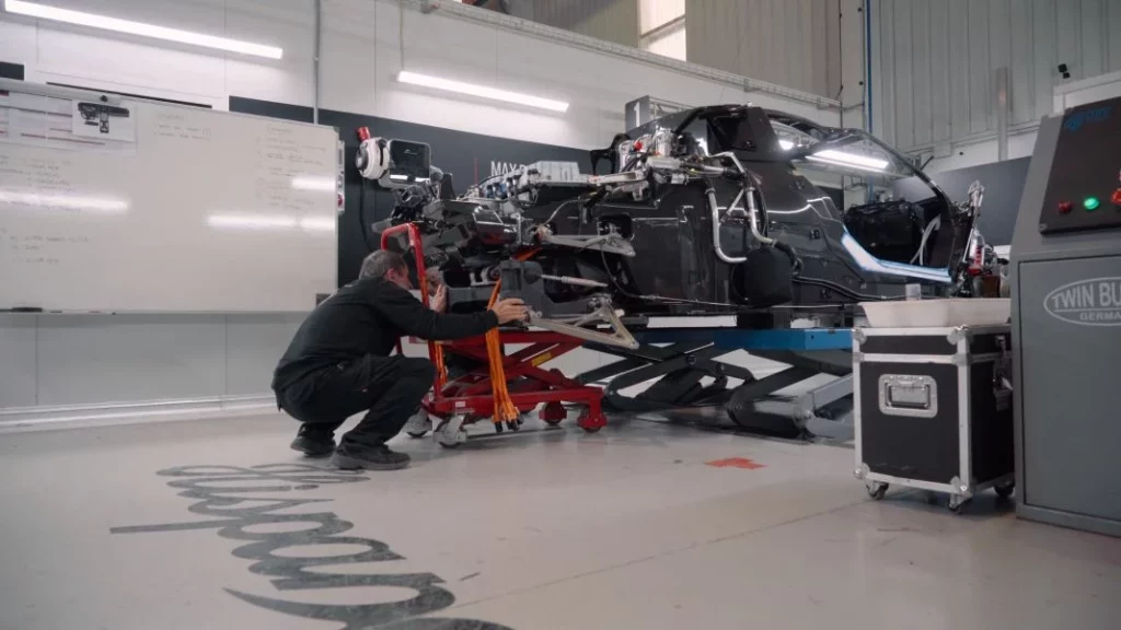 Este superdeportivo se construye a mano en Barcelona y tarda 8 meses en ser terminado 1 Motor16 Hispano Suiza Carmen Sagrera como se fabrica (11)