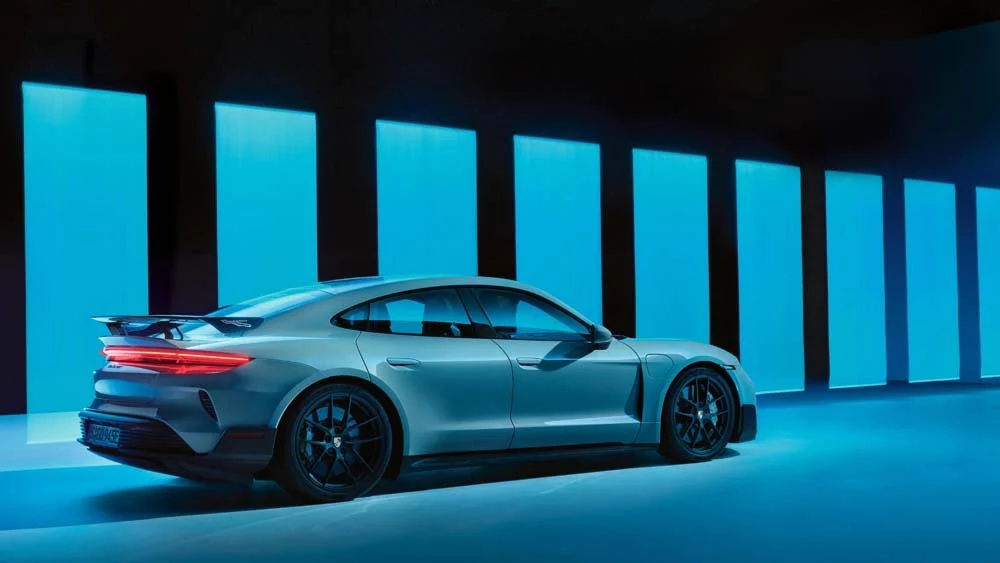 La tecnología del Porsche Taycan Turbo GT sí que va como un 'cohete' 2 Motor16 Porsche Taycan Turbo GT