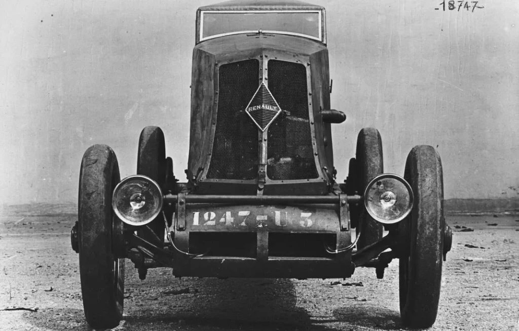 Se llama Renault Filante Record 2025 y no es precisamente una maqueta estática 24 Motor16 Renault Filante Record 2025 10 Motor16