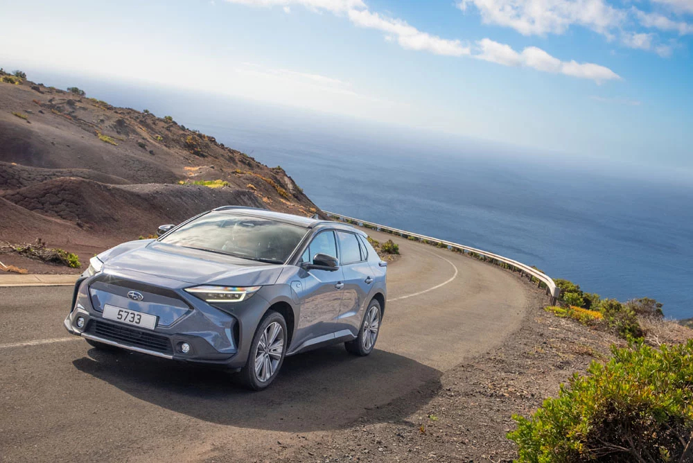 Subaru electrifica la isla habitada más remota del mundo 4 Motor16 SUBARU SOLTERRA ISLA SANTA ELENA27 Motor16