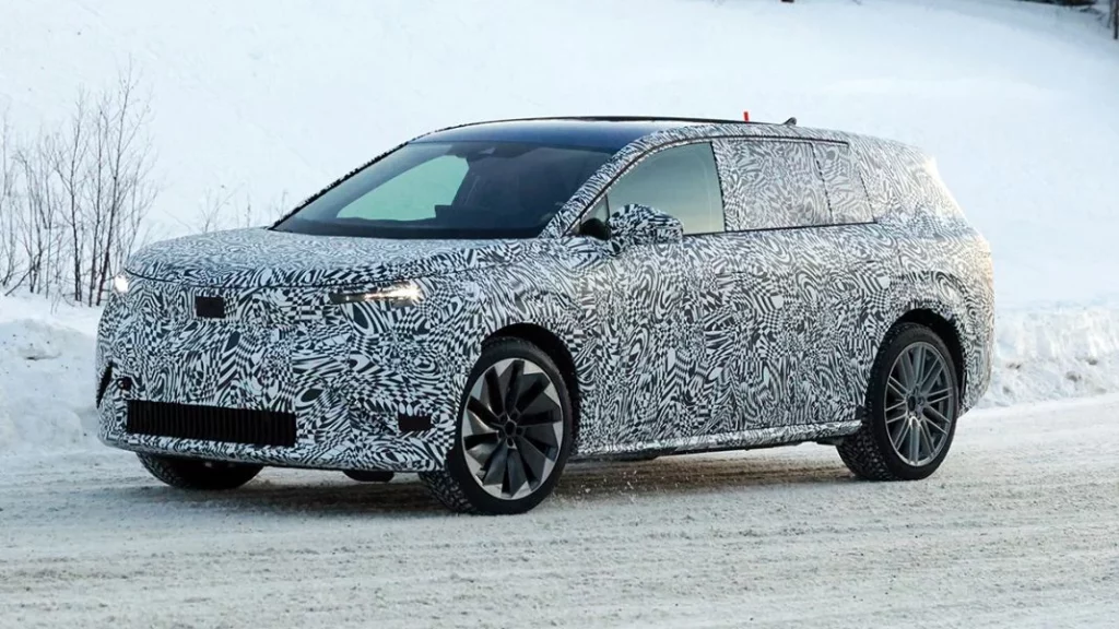 Skoda Vision 7S 12 Motor16