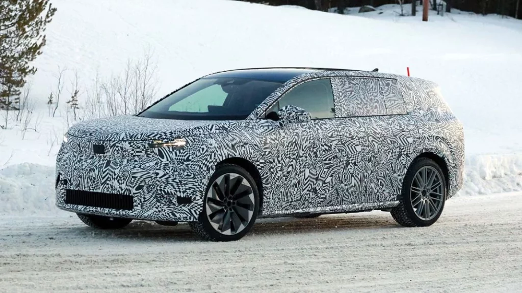 Skoda Vision 7S 13 Motor16