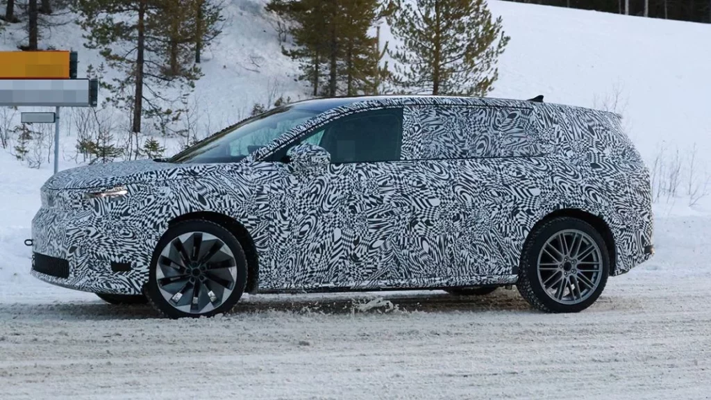 Skoda Vision 7S 15 Motor16