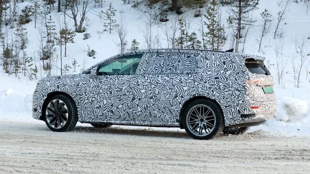 Skoda Vision 7S 18 Motor16