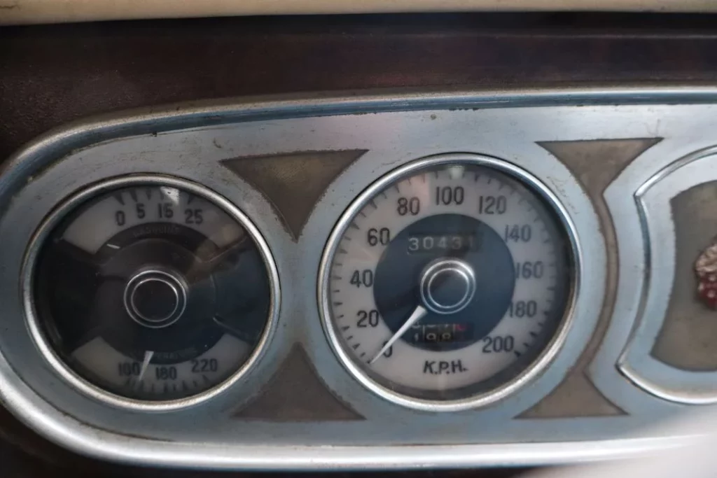 La curiosa historia del coche yate, el inventor del bikini y el carrocero del Tiburón 27 Motor16 coche yate Packard Super Eight Yacht REARD 13 Motor16