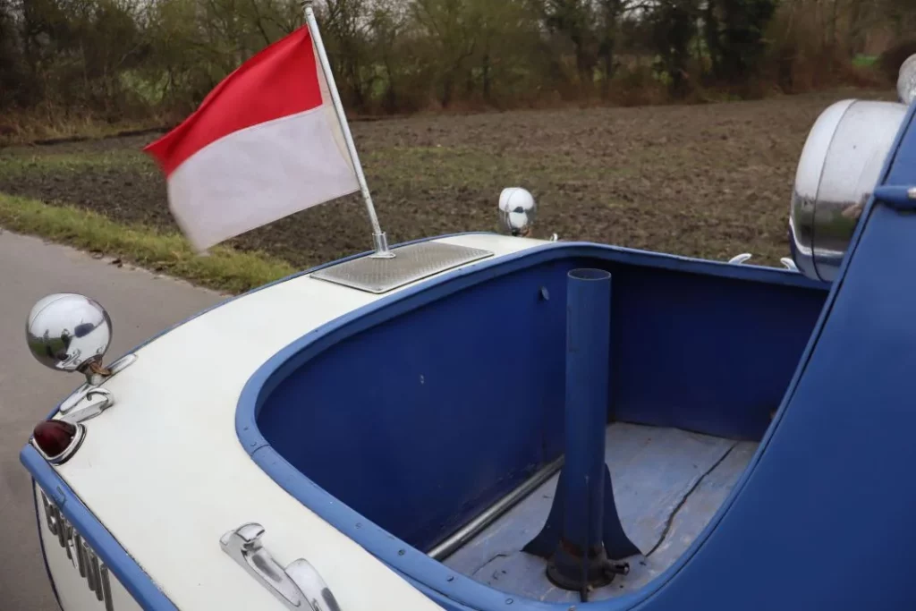 La curiosa historia del coche yate, el inventor del bikini y el carrocero del Tiburón 13 Motor16 coche yate Packard Super Eight Yacht REARD 31 Motor16