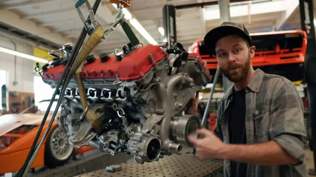 El YouTuber que se ha propuesto construir un ‘Frankenstein’ con un impresionante Ferrari F40 1 Motor16 La reconstrucción del legendario Ferrari F40