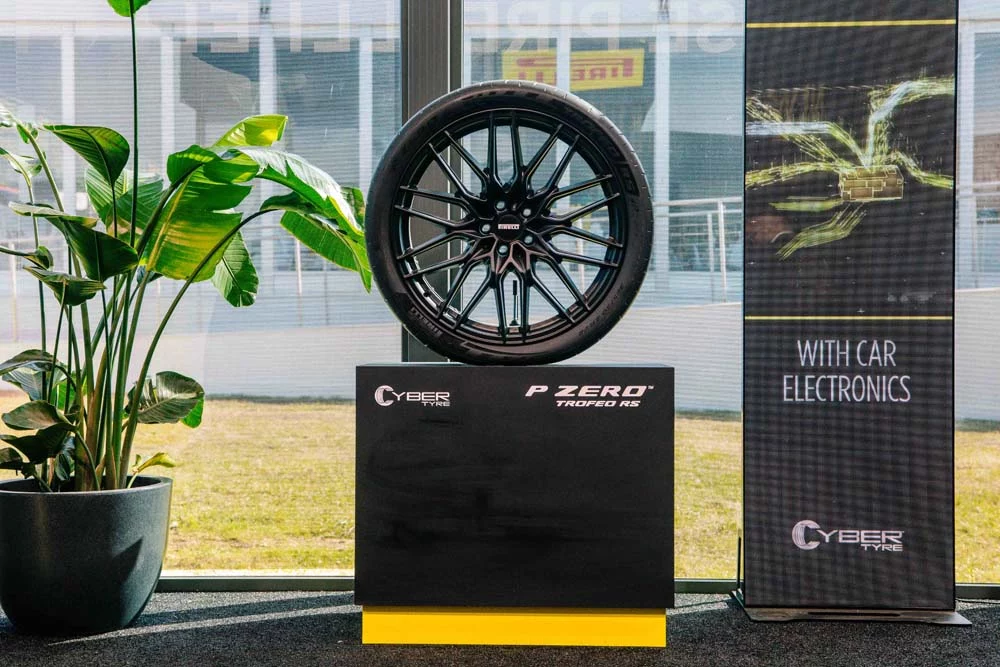 Pirelli ya cuenta con neumáticos que 'hablan' y actúan en la electrónica del coche 13 Motor16 fotos neumaticos Pirelli 7 Motor16