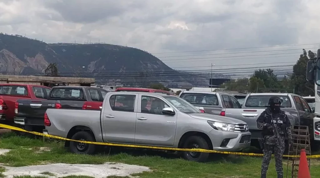 Policía