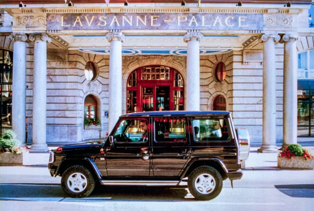 45 años de Mercedes Clase G: La llegada del V8 4 Motor16 mercedes clase g 500 ge 1993 7 Motor16