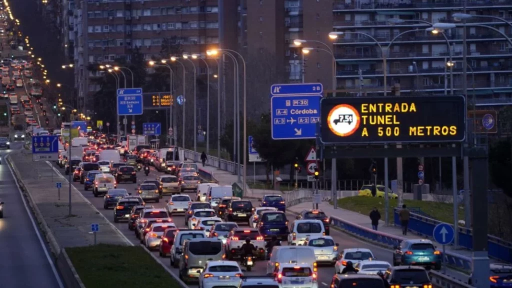 No lo niegues, tu Blue Monday también ha comenzado así 2 Motor16 El Blue Monday, muy afectado por el tráfico