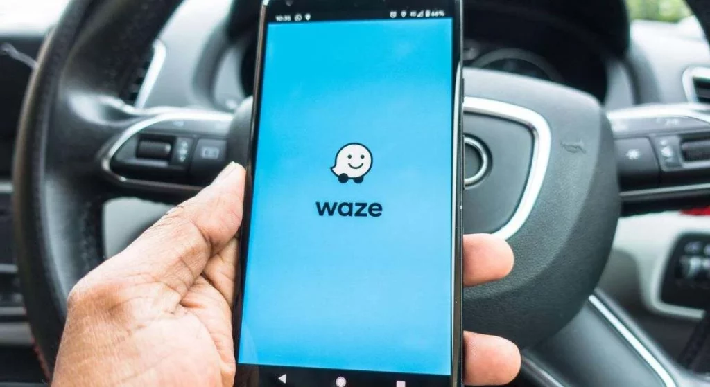 waze app coche Motor16