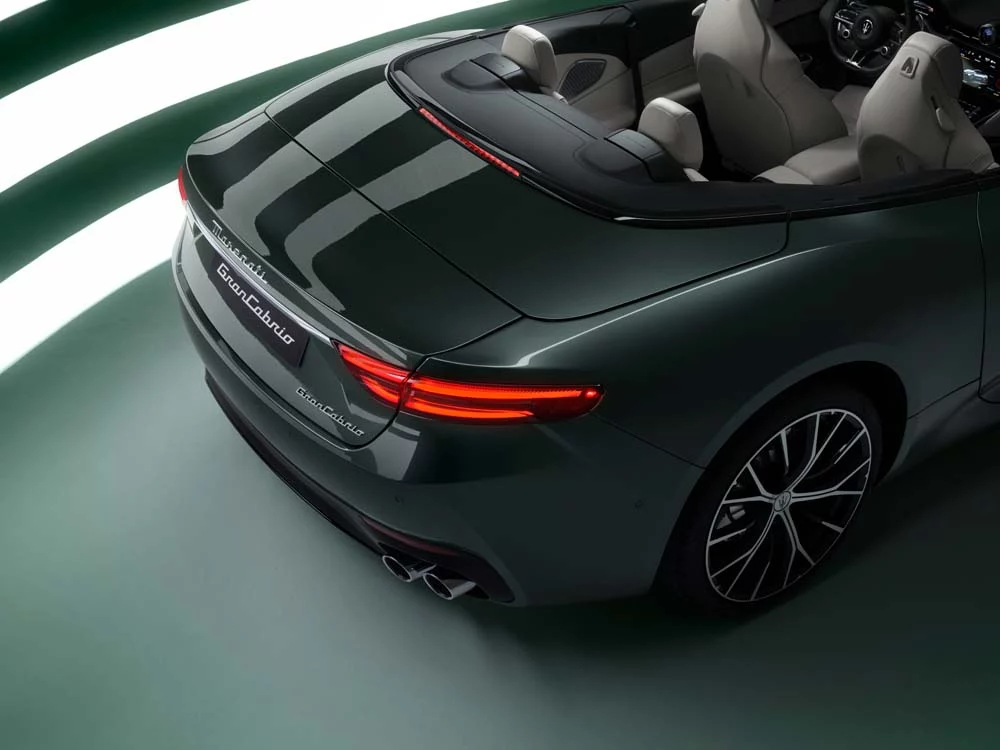 Maserati completa la gama GranCabrio en el hielo de St. Moritz 6 Motor16 01 MaseratiGranCabrio490CV Motor16
