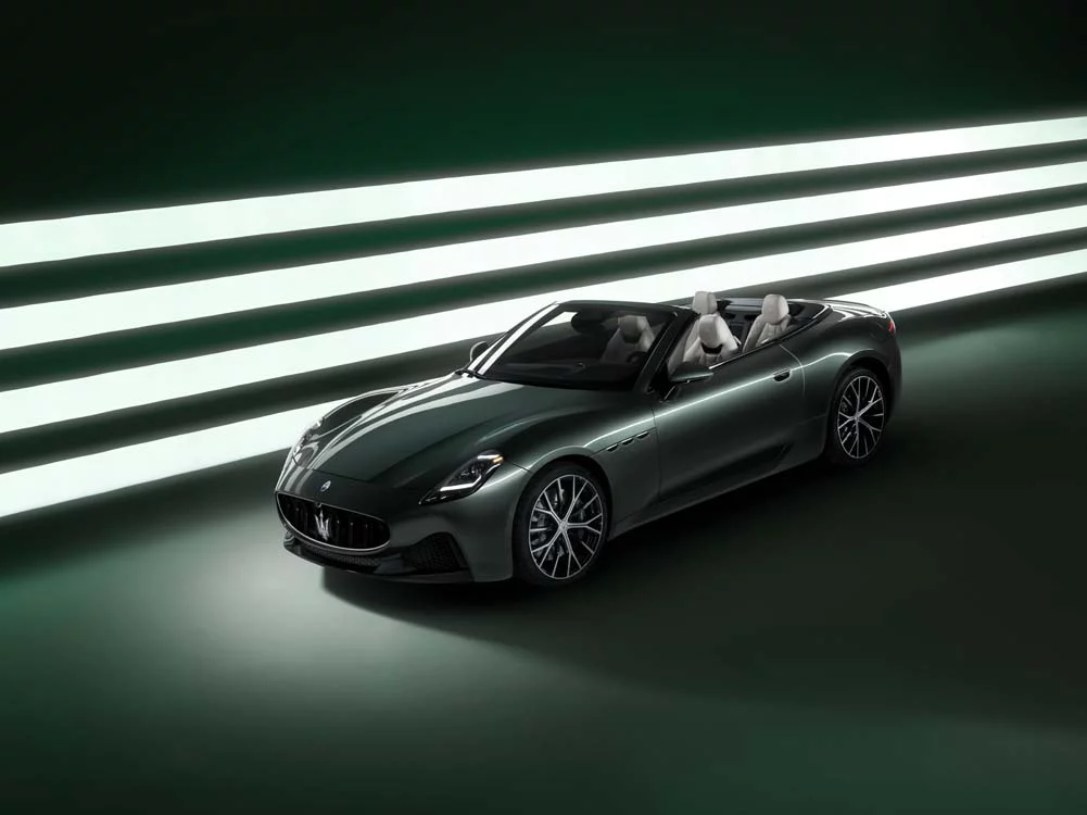 Maserati completa la gama GranCabrio en el hielo de St. Moritz 11 Motor16 04 MaseratiGranCabrio490CV Motor16