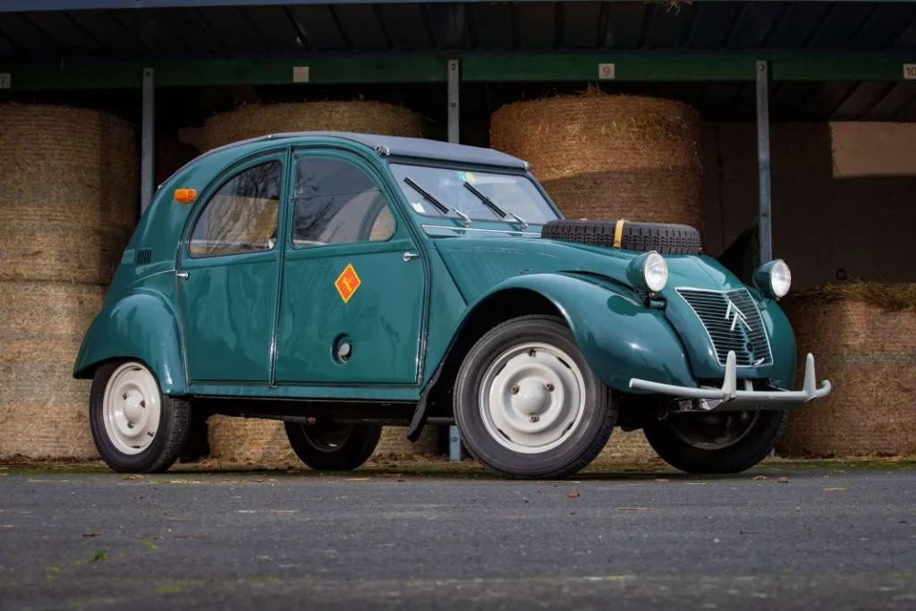 Citroën y su legado de más de 100 años de aventura 2 Motor16 CitroËn 2CV Sahara
