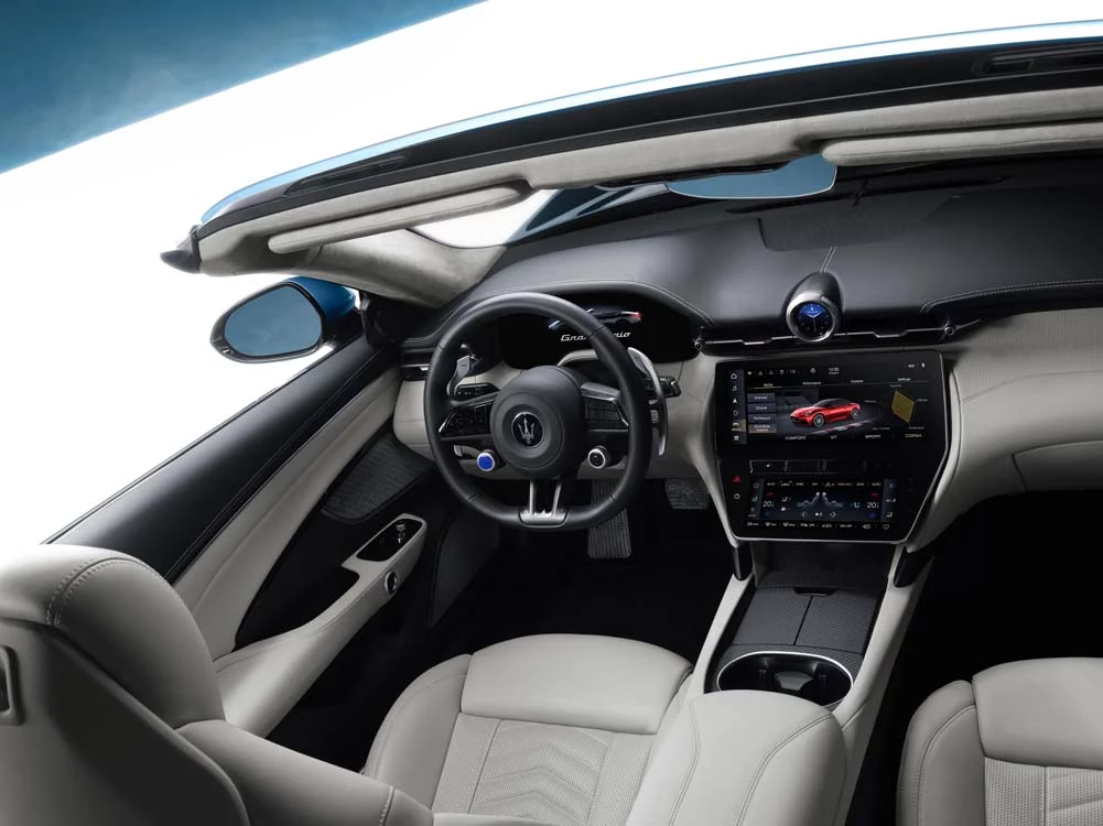 Maserati completa la gama GranCabrio en el hielo de St. Moritz 17 Motor16 07 MaseratiGranCabrioTrofeoONEofONE–THEI.C.E Motor16