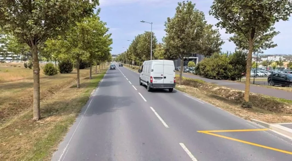 109 Avenida Jean Monnet Bezannes Francia Apple Maps Motor16