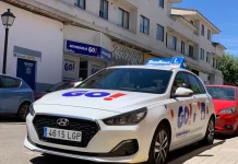 La DGT se fija en Estados Unidos y las autoescuelas entran en cólera