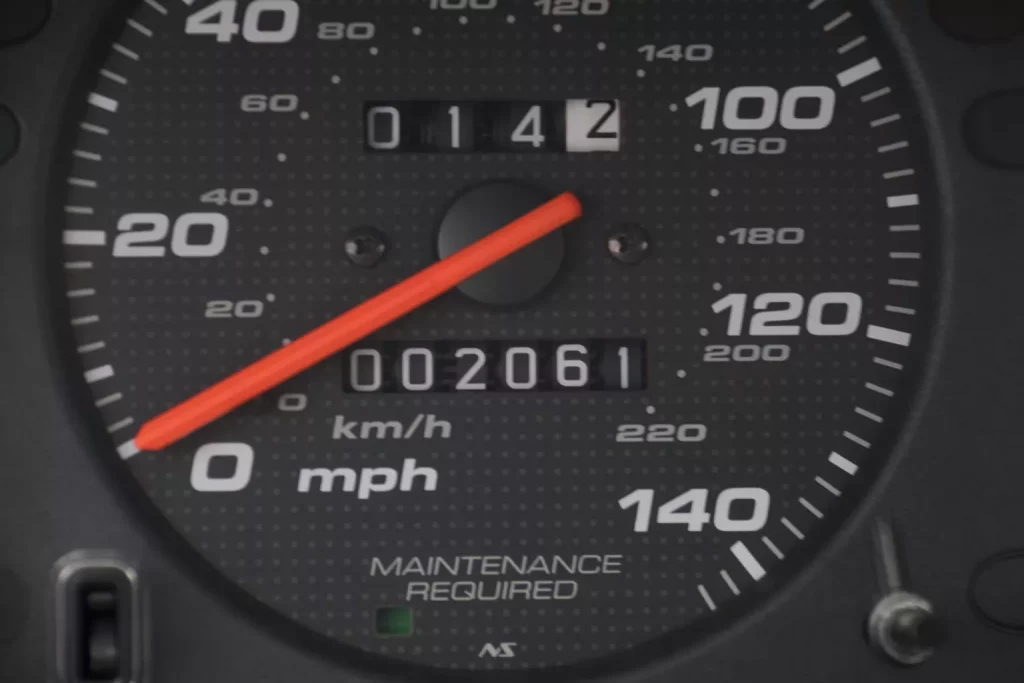 Entre estos dos Honda suman 60 años y 3.840 kilómetros. De ahí su precio 27 Motor16 1991 Honda CRX 2000 Honda Civic Mecum 25 Motor16