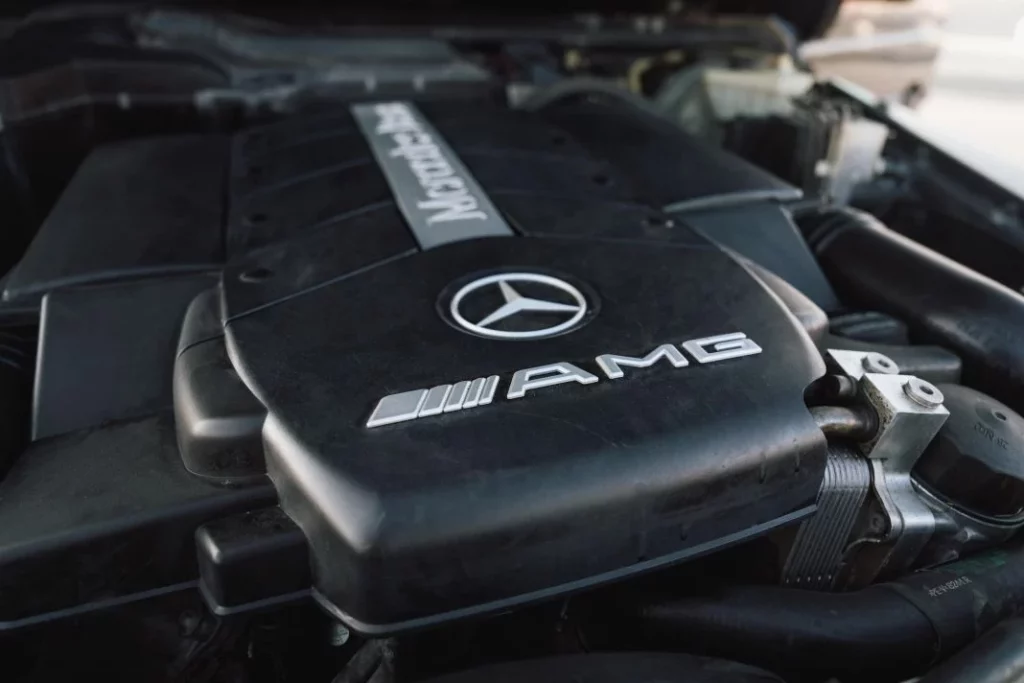 1999 clase g mercedes 55 amg cabrio 2 Motor16
