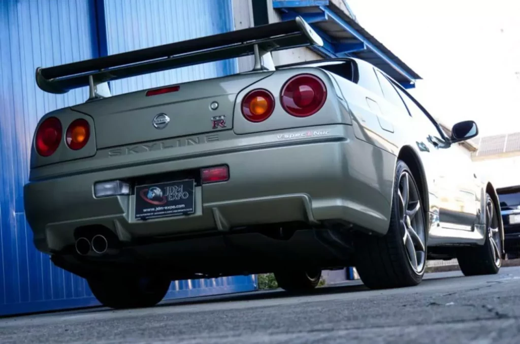 Cuando estrenar un Nissan GT-R R34 se paga a precio de 18 Nissan Qashqai 19 Motor16 2002 Nissan Skyline R34 GT R Nur 11 Motor16