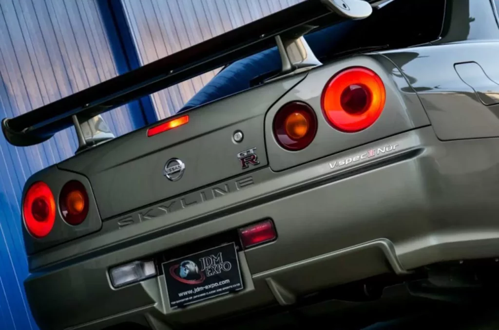 Cuando estrenar un Nissan GT-R R34 se paga a precio de 18 Nissan Qashqai 24 Motor16 2002 Nissan Skyline R34 GT R Nur 14 Motor16