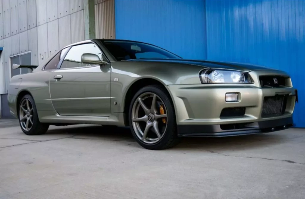 Cuando estrenar un Nissan GT-R R34 se paga a precio de 18 Nissan Qashqai 7 Motor16 2002 Nissan Skyline R34 GT R Nur 19 Motor16