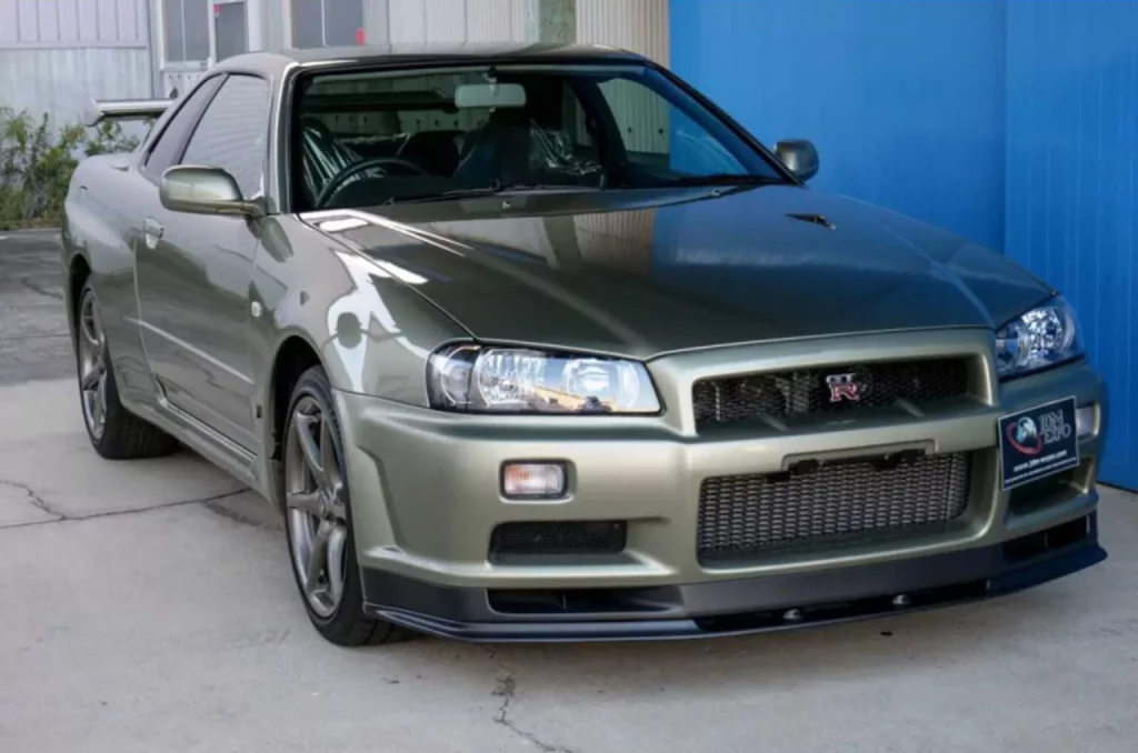 Cuando estrenar un Nissan GT-R R34 se paga a precio de 18 Nissan Qashqai 5 Motor16 2002 Nissan Skyline R34 GT R Nur 2 Motor16