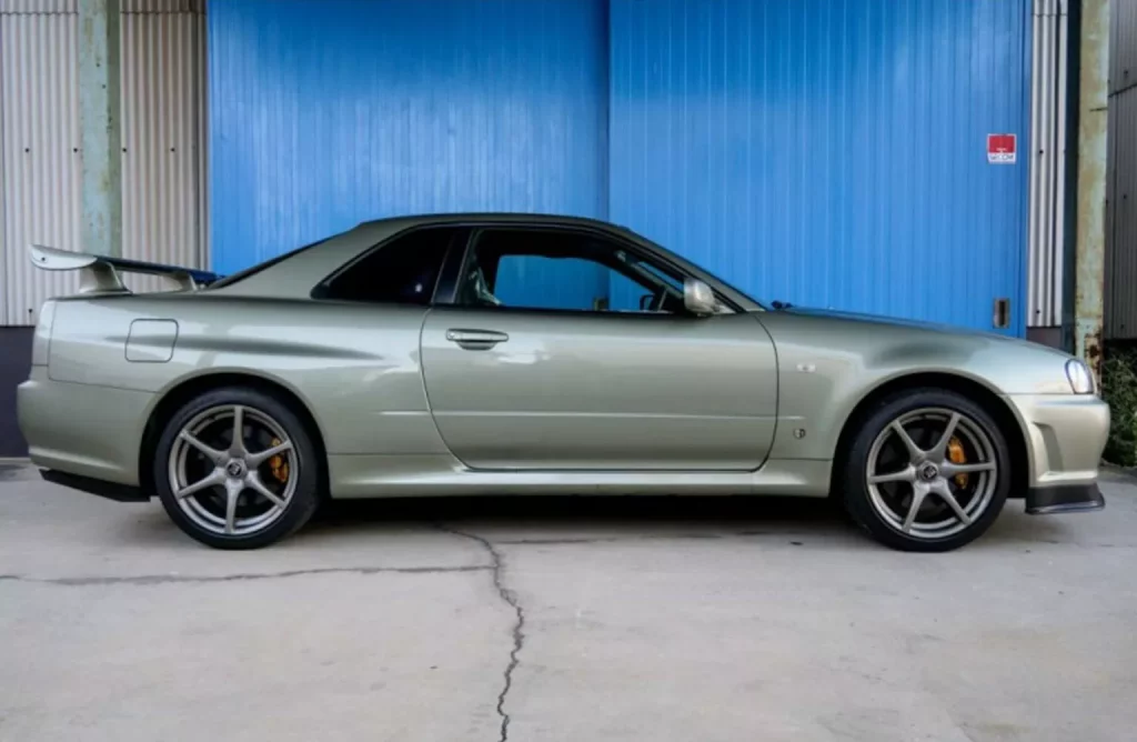 Cuando estrenar un Nissan GT-R R34 se paga a precio de 18 Nissan Qashqai 14 Motor16 2002 Nissan Skyline R34 GT R Nur 4 Motor16