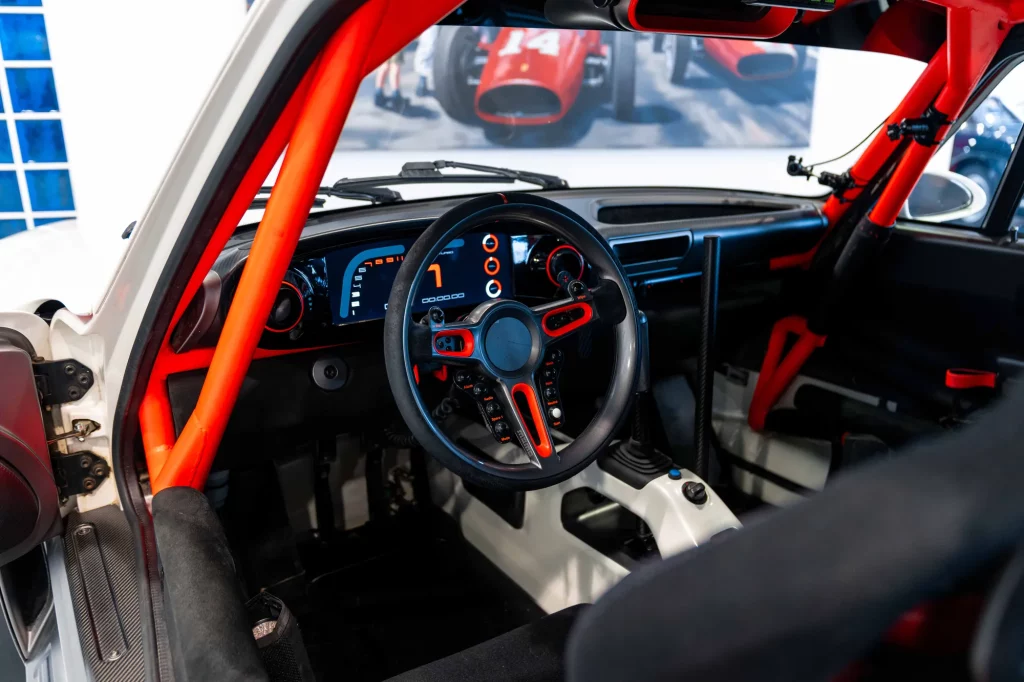 2021 Singer ACS. Imagen interior.