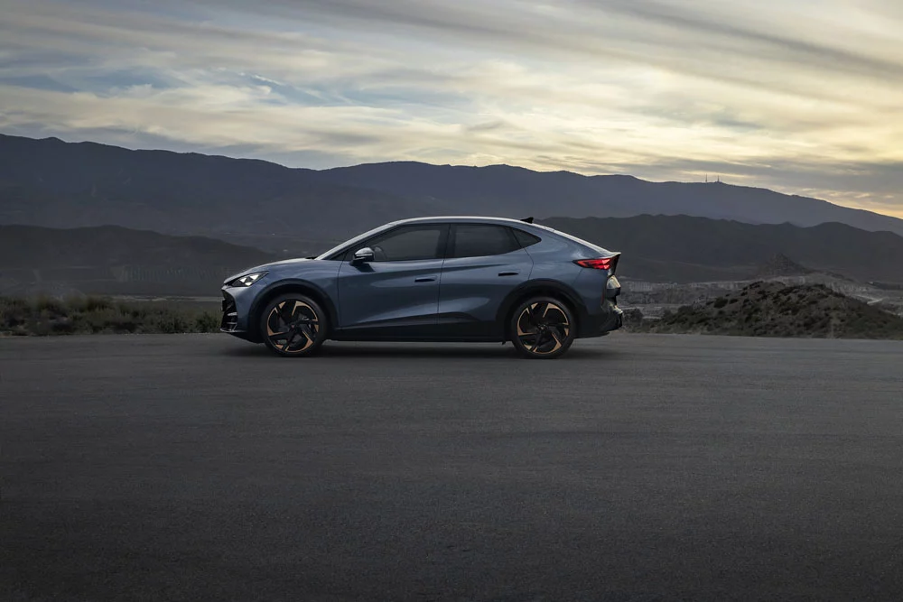 2025 Cupra Tavascan 17 Motor16