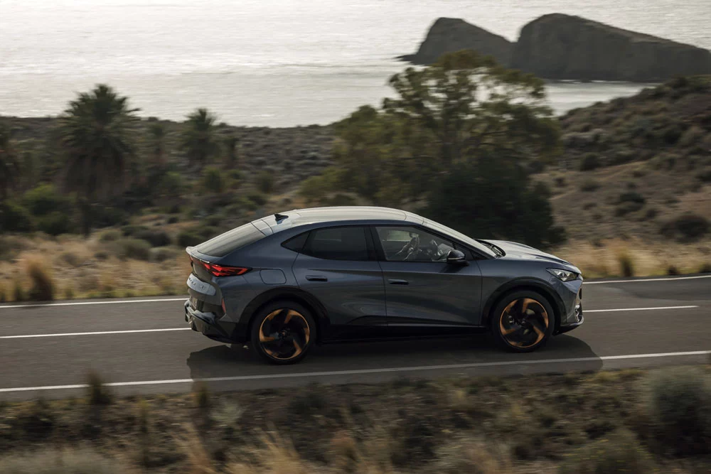 2025 Cupra Tavascan 29 Motor16