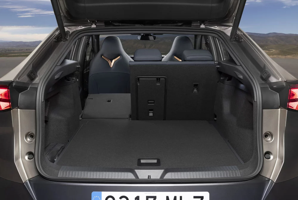 2025 Cupra Tavascan 44 Motor16