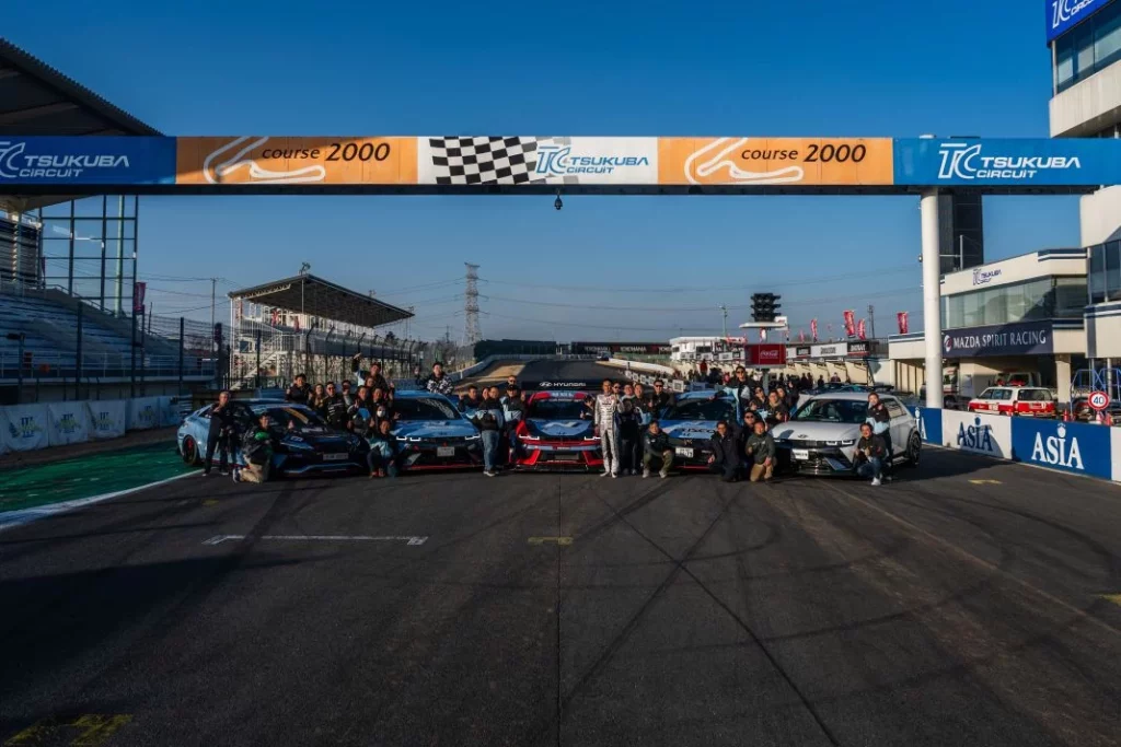 Este salvaje Hyundai Ioniq 5 N es el eléctrico más rápido en Tsukuba 1 Motor16 2025 Hyundai Ioniq 5 N TA Spec. Tsukuba. Imagen circuito.