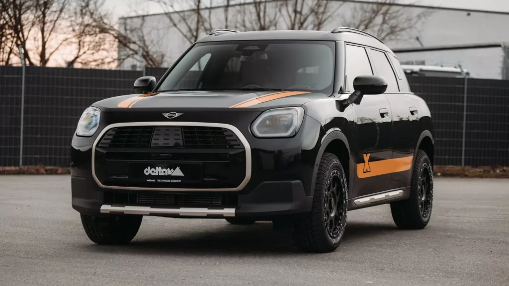 El Mini Countryman más aventurero lo firman Delta4x4 y X-Raid 4 Motor16 2025 Mini Countryman Delta4x4 y X-Raid. Imagen exterior.