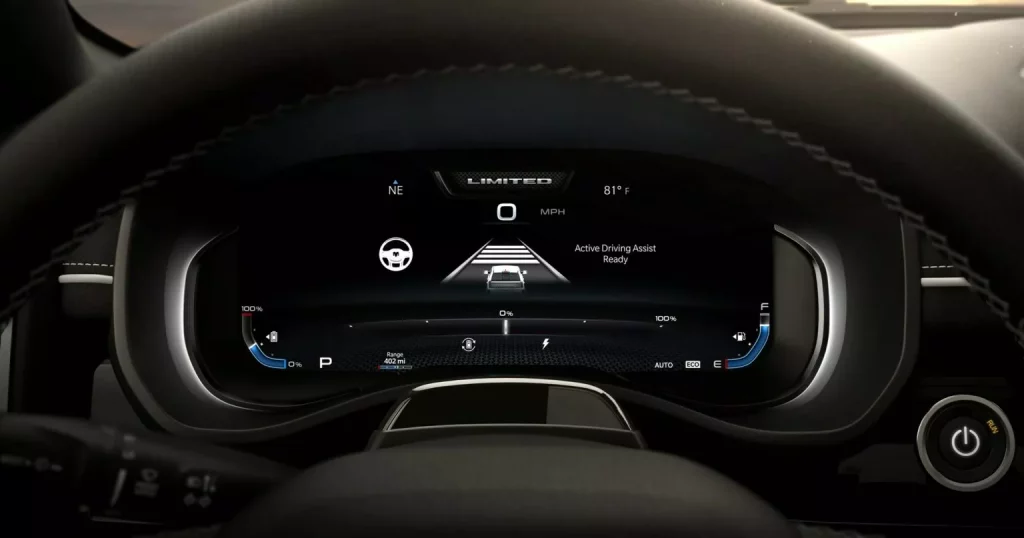 Ram 1500 Ramcharger: La versión con 1.100 km de autonomía y etiqueta cero está al caer 10 Motor16 2025 Ram 1500 Ramcharger 13 Motor16