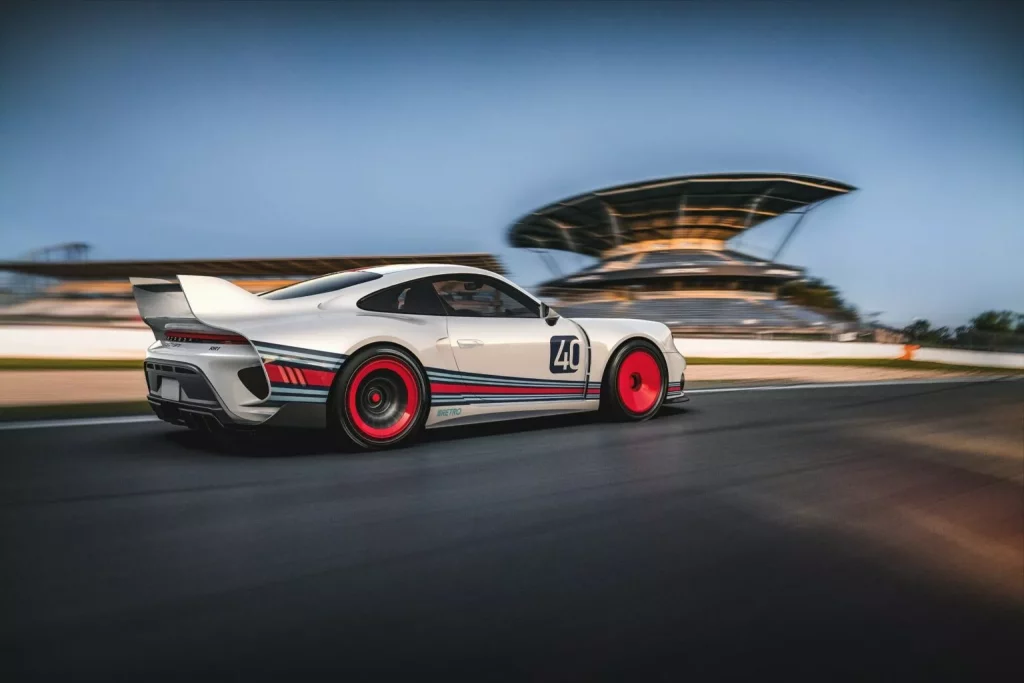 2025 Rezvani Retro RR1 7 Motor16