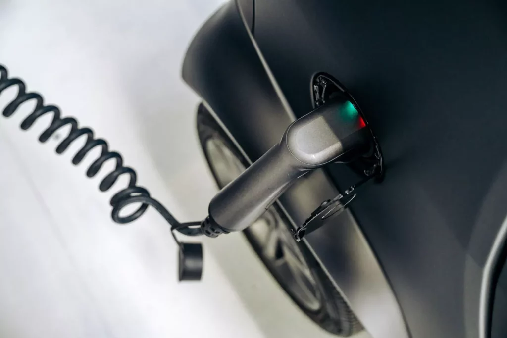 El Smart ForTwo que puedes conducir con 14 años y con el que olvidar a los Ami, Topolino y compañía 3 Motor16 2025 Aznom 4Teen. Smart ForTwo. Imagen detalle.