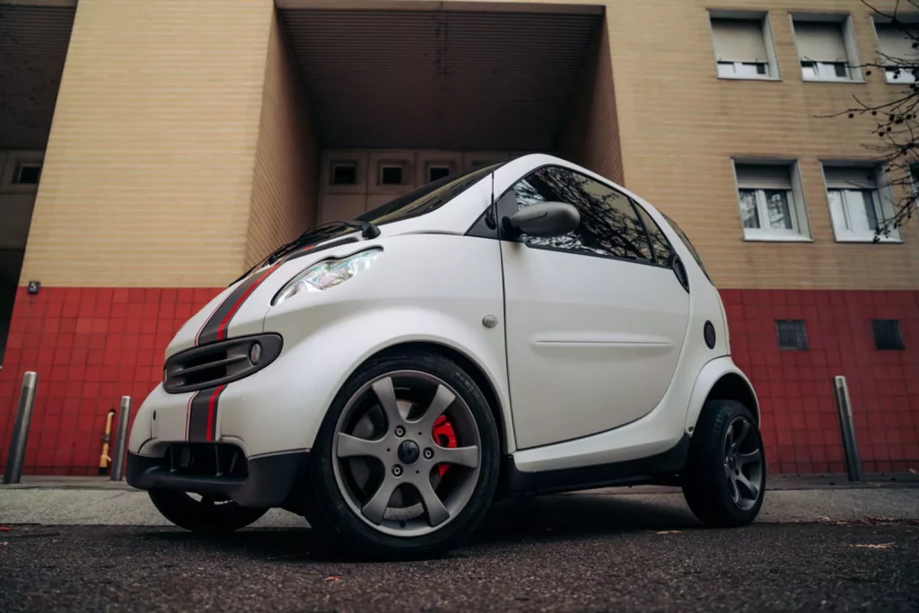 El Smart ForTwo que puedes conducir con 14 años y con el que olvidar a los Ami, Topolino y compañía 4 Motor16 2025 Smart ForTwo Smart 4Teen Aznom 2 Motor16