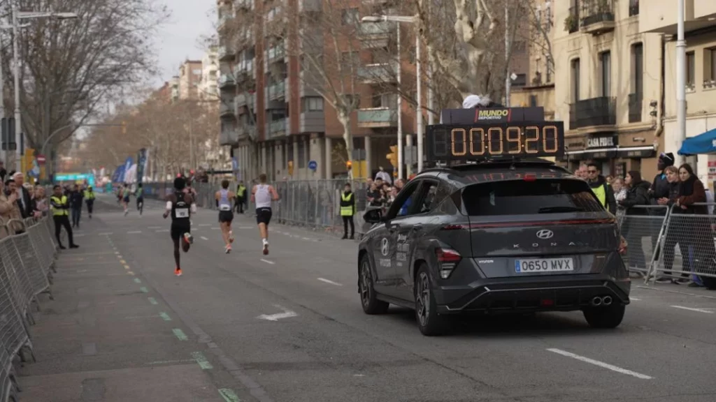 El coche que te acompañará si eres fan del running 11 Motor16 9KONAE Run to progress Hyundai1 Motor16