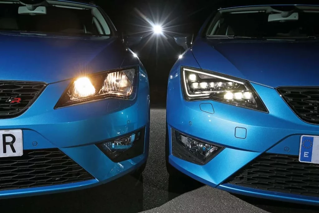 Olvida las bombillas ilegales: las nuevas LED de Philips se montan en 5 minutos y cumplen con la normativa 1 Motor16 Bombillas faros luces Motor16